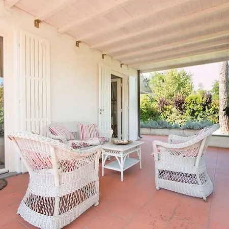 Rita Forte dei Marmi