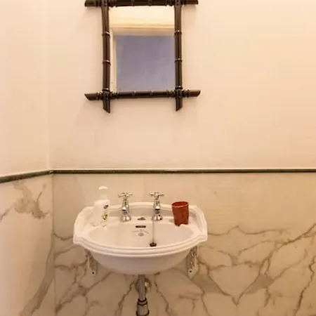 Rita Forte dei Marmi